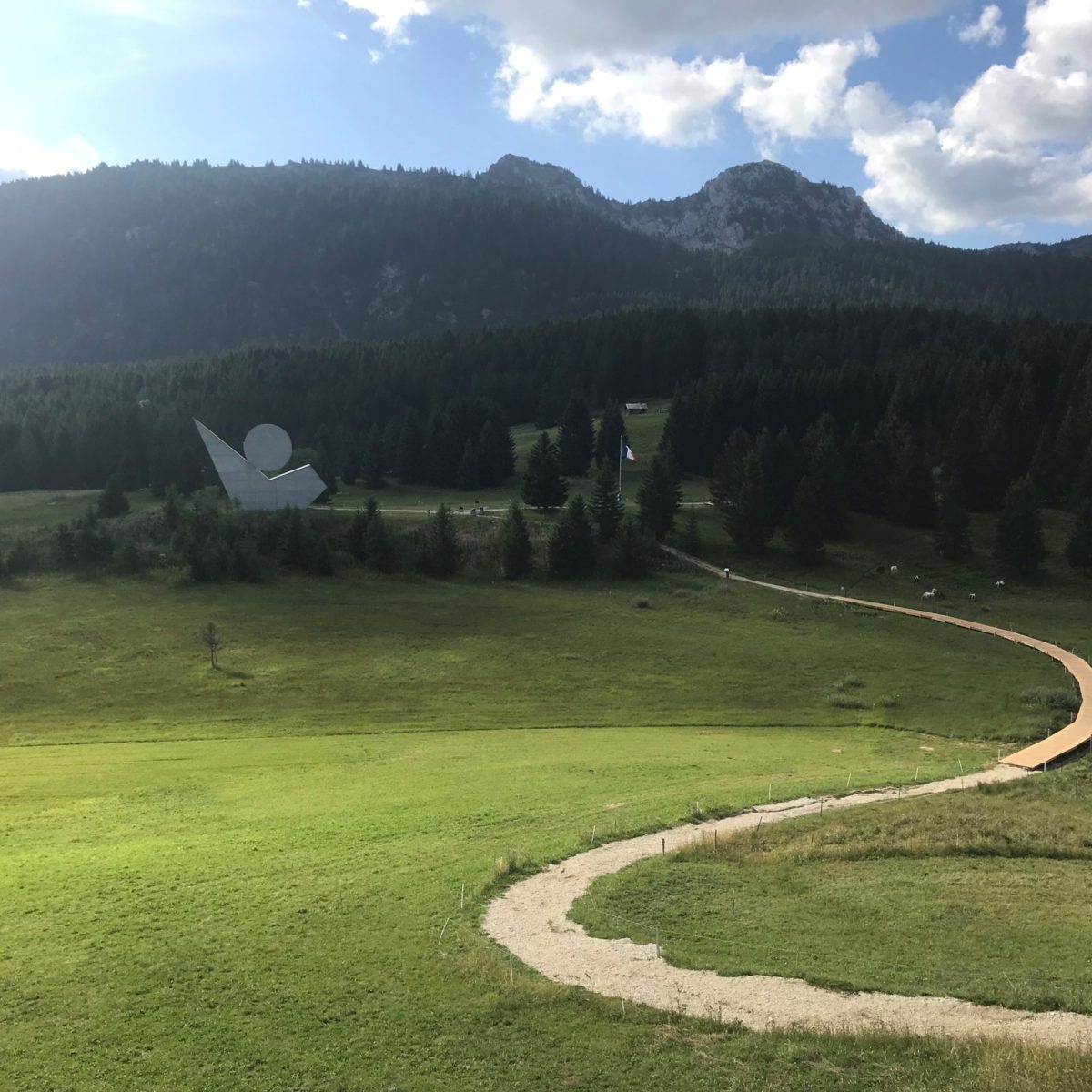 Monument résistantes plateau des Glières 2